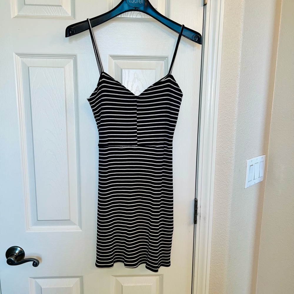 Reformation black white striped sweetheart neck mini bodycon strappy mini dress